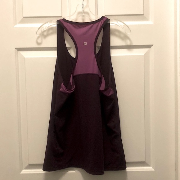 Fabletics tank! - Picture 3 of 4